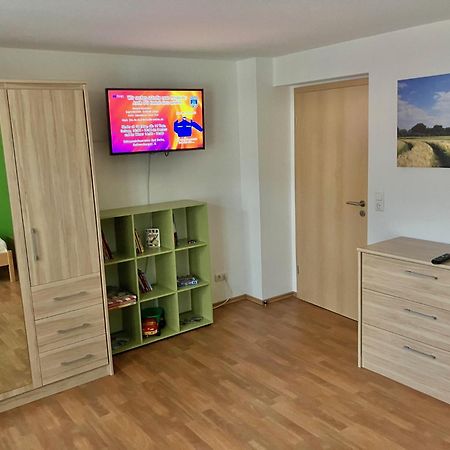 Ferienwohnung Morgensonne Am Kurpark Bad Berka - Parkplatz - Spielplatz - Wlan - 2 Schlafzimmer Eksteriør billede